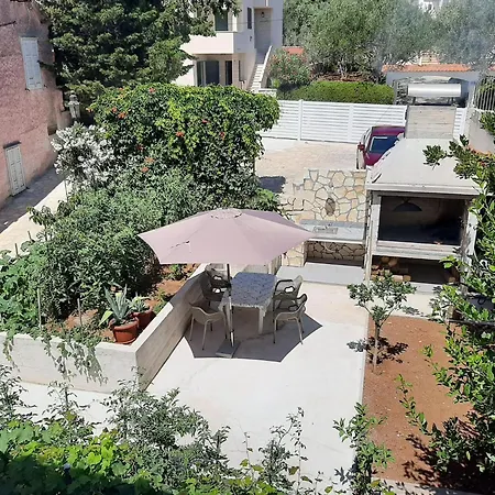 Apartament Sucur *
