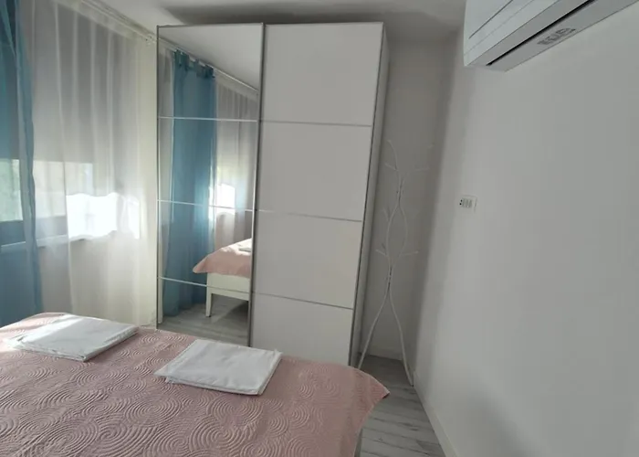 Apartament Sucur *