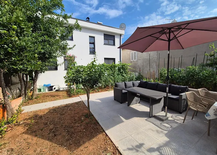 Апартаменты Sucur *