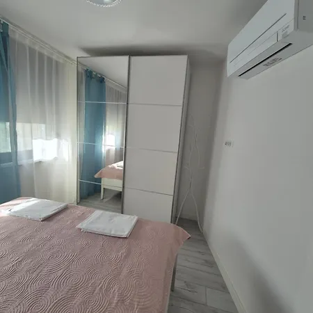 Apartman Sucur *